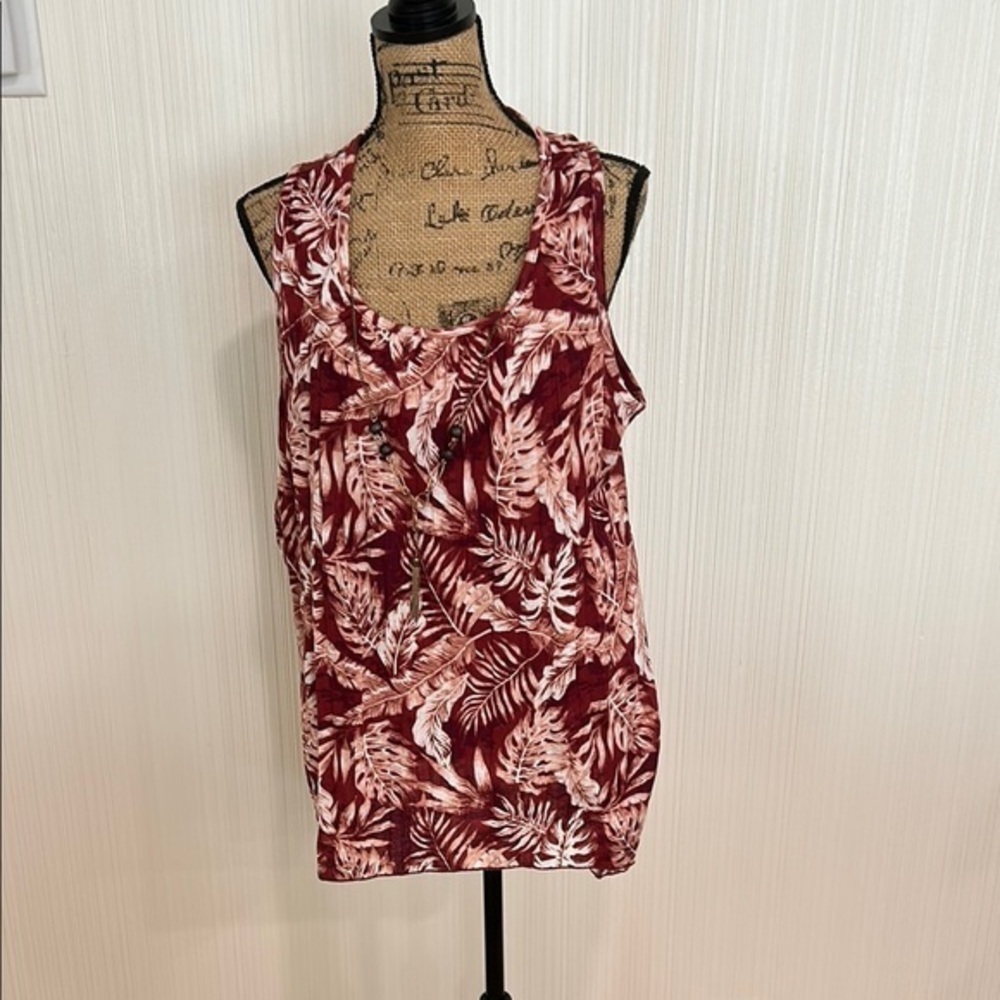 Red and White Ruffled Sleeveless Tank Top